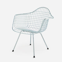 Zinc X Base - Lounge Vinyl: Classic Black, Zinc X Base - Lounge Vinyl: Classic American Beauty