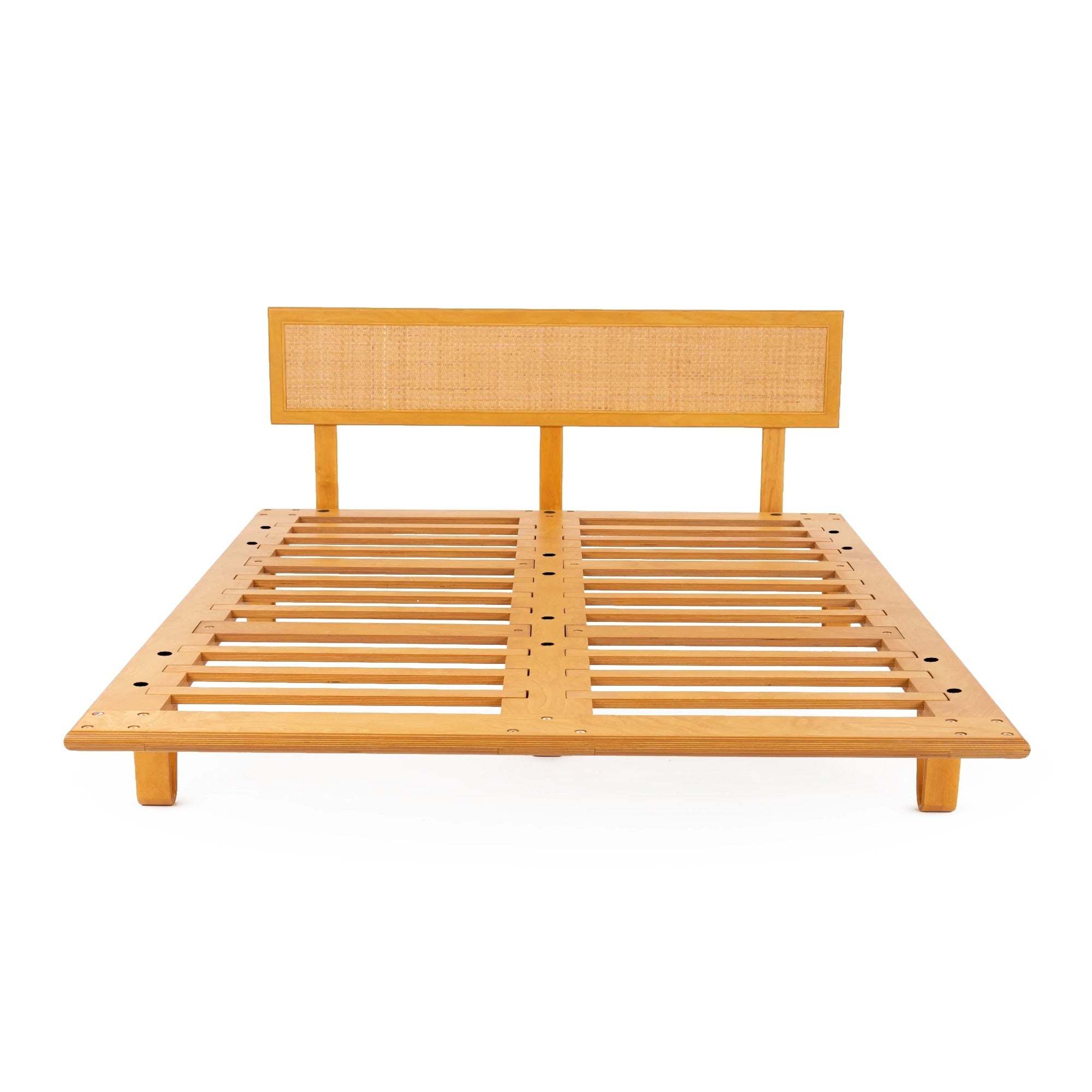 ケーススタディ® 家具 曲げ木ベッド 杖ヘッドボード付き