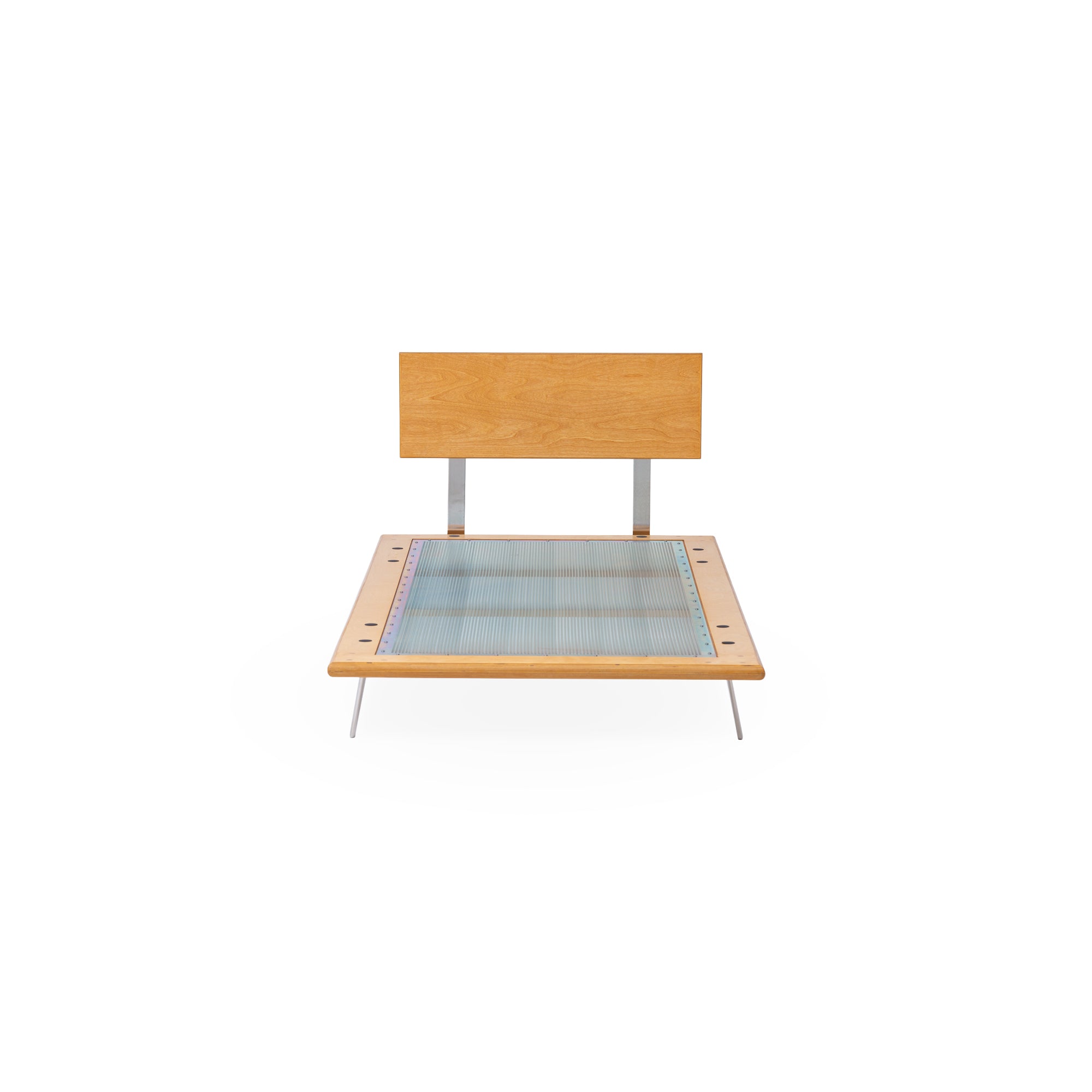 Case Study® V-Leg Bed
