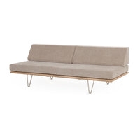 Case Study® V-Leg Daybed