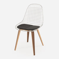 Vinyl: Classic Black Spyder - Walnut/Maple