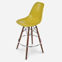 Walnut - Black Wire Pickle