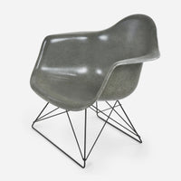 Low Rod Black Base Elephant