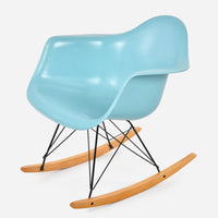 Maple Rocker - Black Wire Breeze