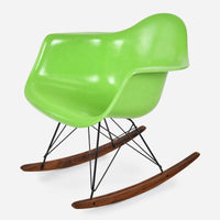 Walnut Rocker - Black Wire Huf