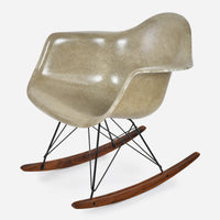 Walnut Rocker - Black Wire Pebble