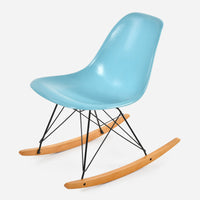 Maple Rocker - Black Wire Breeze