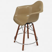 Walnut - Black Wire Pebble