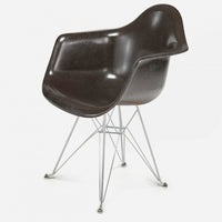 Chrome Base Elephant