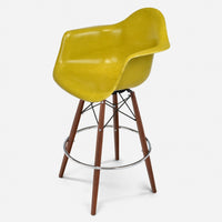 Walnut - Black Wire Pickle