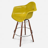 Walnut - Chrome Wire Pickle 