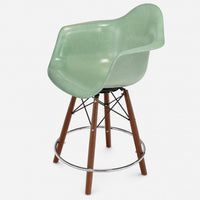 Walnut - Black Wire Jadeite