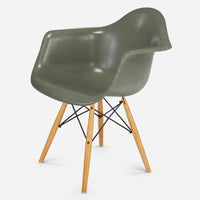 Maple - Black Wire Moss