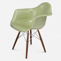 Walnut - Chrome Wire Celery